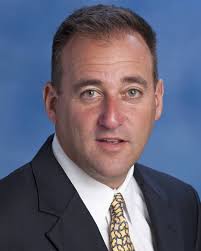 Meet Alabama-Huntsville's new basketball coach