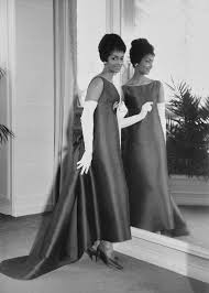 Helen Williams, Top Model in a Segregated Era, Is Dead at 87 ...