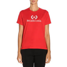 The house of balenciaga a fashion house founded by cristóbal balenciaga in 1918, this spanish born designer was known for. ÙˆÙˆÙ† ÙÙŠ Ø¨Ø¹Ø¶ Ø§Ù„Ø£Ø­ÙŠØ§Ù† ÙÙŠ Ø¨Ø¹Ø¶ Ø§Ù„Ø£Ø­ÙŠØ§Ù† Ø±Ù‚Ù…ÙŠ Red Balenciaga Shirt Kreativekonceptz Com