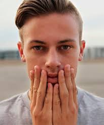Options to get your hair back include applying a shampoo or a cream to thicken the hair, hair extensions, and hair implants, but in some cases, the best option could be to change your hairstyle so that the receding hairline is not strikingly evident. What Should A 25 Year Old Man S Hairline Look Like
