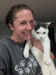 Angie Anspach's Instagram, Twitter & Facebook