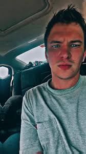 Brock Mitchell (@paperboystackin)