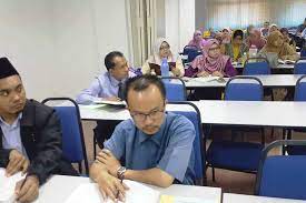 Enakmen pentadbiran agama islam negeri menyatakan secara hitam putih bahawa antara bidang kuasa mahkamah tinggi adalah menentukan status agama seseorang. Portal Rasmi Jabatan Hal Ehwal Agama Islam Negeri Sembilan Julai 2019 Bengkel Bacaan Dan Pemahaman Enakmen Undang Undang Keluarga Islam Negeri Sembilan 2003 Siri 1 Bagi Tahun 2019