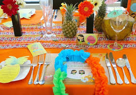 Hawaiian Luau Baby Shower In 2020 Luau Baby Showers Baby Shower Theme Decorations Vintage Baby Shower Invitation