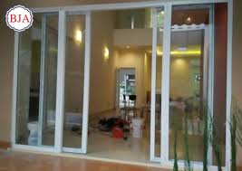 Sedang mencari pintu aluminium untuk dipasang di rumah atau kantor? Pintu Geser Aluminium Ala Jepang Pintu Jendela Kusen Aluminium Bogor Jakarta Distributor