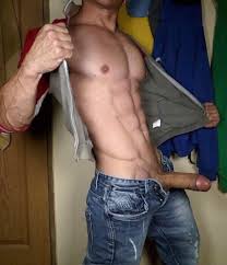 Hot Guy with a Huge Cock - Penis Pictures - Nudezine