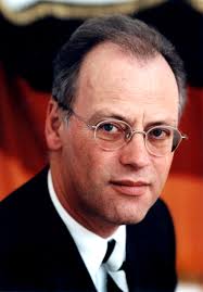 Der spd fällt es schwer, den kanzlerkandidaten zu bestimmen. Rudolf Scharping Wikipedia