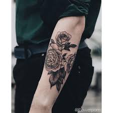 Men S Rose Tattoo Rose Tattoos For Men Tattoos For Guys Men Flower Tattoo