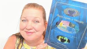 Once Upon a Dream: From Perrault's Sleeping Beauty to Disney's Maleficent  (Disney Editions Deluxe (Film)): Solomon, Charles, Hahn, Don:  9781423199021: Amazon.com: Books