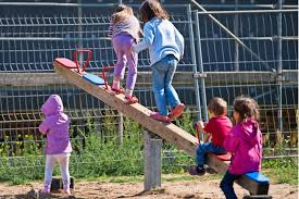 Das jugendamt greift ein und steckt das kind in ein heim. Untersuchung Der Stadt Brandenburg Jugendamt Kinder Zu Schnell In Obhut Maz Markische Allgemeine