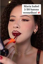 Testando o Batom Vermelho 'Hera' da Mari Maria