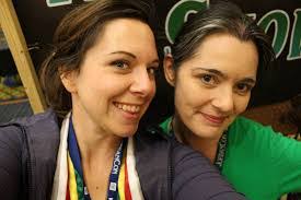 Leslie Annis's Instagram, Twitter & Facebook