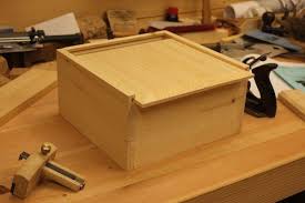 Top Off A Handmade Box When You Learn How To Make A Snug Sliding Lid In Just Five Steps Wooden Box Diy Small Wood Box Wooden Box Plans