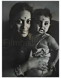 Facebook Groups | Childhood photo of actress Rekha with her mother  Pushpavalli....