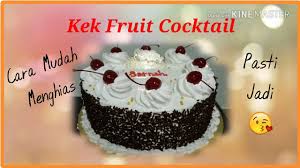 Frosting sering kali menjadi perkara pertama yang kita berikan kepada ketika menghias kek (ia terdapat begitu banyak cara yang berbeza dan mudah untuk meletakkan sentuhan penamat pada. Cara Membuat Menghias Kek Fruit Cocktail Super Mudah Youtube