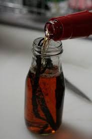 Diy Bourbon Vanilla Extract So Wonderful So Marvelous Vanilla Extract Recipe Homemade Vanilla Extract Vanilla Extract Diy