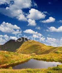 Al día siguiente llegamos a medjugorje. Soleggiato Paesaggio Con Un Lago Fotografie Stock Freeimages Com