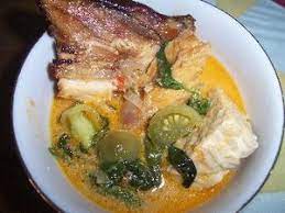 Ikan lele dimasak bersama bumbu santan pedas dan tambahan bumbu rempah lainnya. Mangut Resep