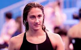 Simona quadarella è nata a roma nel 1998, si avvicina al nuoto grazie al padre carlo, nuotatore master. Mondiali Nuoto Simona Quadarella In Finale Anche Negli 800 Sl