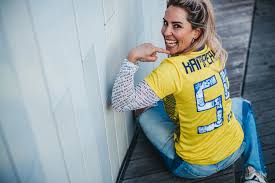 Ingrid linnéa birgitta claesson är 25 år och bor i ett hus i hörby. Heja Sverige Och Starka Kvinnor Alexandra Kamperhaug