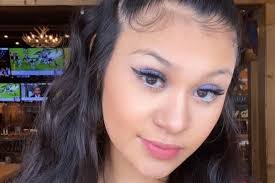 Victoria Stamper's Instagram, Twitter & Facebook