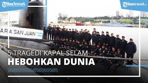 Lalu, selain radio, apakah ada alat lain untuk berkomunikasi? 5 Tragedi Kapal Selam Yang Hebohkan Dunia Kecelakaan Kursk Tewaskan 118 Kru Youtube