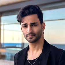 Faiz Aly (@thefaizaly) • Instagram photos and videos