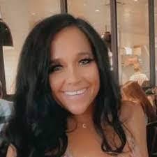 Cheryl Bellissimo's Instagram, Twitter & Facebook