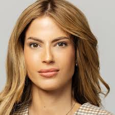 יולן כהן, כתבת חדשות 12, מדווחת מכנס ההתיישבות בעזה של מפלגת הליכוד שהתקיים  בשני האחרון: "נראה שמשטרת המחוז הדרומי הפכה להיות פוליטית לגמרי: בשעה זו  מתקיים כנס התיישבות בעזה בהשתתפות השרים בן