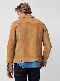 Biker leather jackets for mens generally come fitted with zips and in fantastic various colours to give the best appearance. Men Suede Leather Trucker Jacket