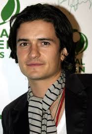 Bilder, die der britischen daily mail vorliegen, zeigen das paar mit tochter daisy dove. Orlando Bloom S Hairstyles Over The Years