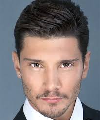 Dopo belen, anche il conduttore ed ex ballerino ha organizzato una festa indimenticabile per gli 8 anni del figlio. Stefano De Martino Biografia