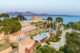 Buyers looking for real estate in spain also favour the canary islands (tenerife and gran canaria) and the balearic archipelago (ibiza, majorca). La Fortaleza Is The Spanish Villa From The Night Manager
