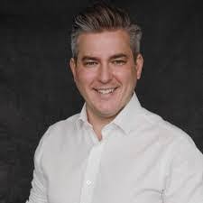 Paul Norvell's Instagram, Twitter & Facebook