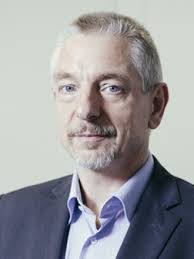 Samuel Janis's Instagram, Twitter & Facebook