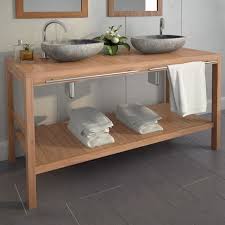 En bois version épurée ou plus osé avec de la couleur et une finition laquée, le meuble de salle de bains se prête à tous les styles. Meuble Salle Bain Teck