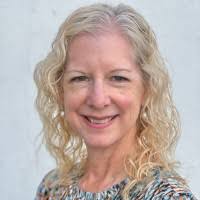 Amber Morey's Instagram, Twitter & Facebook