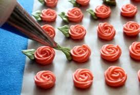 Simple Swirl Roses The Sweet Adventures Of Sugar Belle Cookie Decorating Cake Decorating Royal Icing Flowers