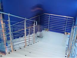 Steel & glass staircases at carter fabrications, we supply staircases and mezzanine floors, from single to multi level, for industrial and public sectors throughout the united kingdom. Glass And Stainless Steel Open Staircases Archiproducts