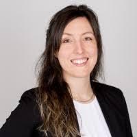 Kimberly Dingman's Instagram, Twitter & Facebook