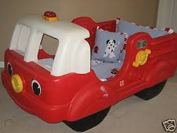 So that all children who use the fire engine toddler bed can sleep and play securely, we ask that the adults who supervise sleep and play on the fire engine toddler bed, follow these important guidelines for the unit's use and care: Rare Step 2 Fire Truck Toddler Bed Sandbox P U Mi 76395607