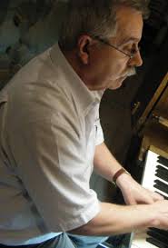 à la collégiale SainT-BARNARD. Un intermezzo d'orgue par Jean-Michel Petit  en attendant Noël