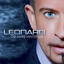 refrain weil du heut' geburtstag hast! Weil Du Heut Geburtstag Hast Testo Leonard Mtv Testi E Canzoni