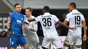 Auf dieser seite werden verletzungen sowie die sperren und ausfälle angezeigt. Julian Baumgartlinger Verletzt Bayer Leverkusen Und Trainer Peter Bosz In Sorge Um Mittelfeldmotor Eurosport