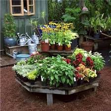 58 Cool Container Gardens Small Gardens Easy Garden Small Garden Design