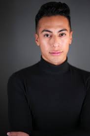 Dennis Erazo's Instagram, Twitter & Facebook