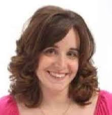 Jennifer Lukes's Instagram, Twitter & Facebook