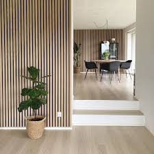 pin op i wood houten wandpanelen