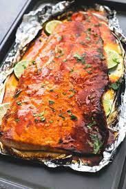 20 Macro Friendly Recipes To Keep You On Track Recipes Baked Salmon Recipes Honey Baked Salmon