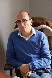 Fabrice di vizio, avocat de didier raoult, nous a accordé un long entretien sur les recours que le professeur marseillais a intenté contre la décision de l'agence nationale de sécurité du médicament. Portrait De L Avocat Du Pr Raoult Si Je N Avais Pas Ete La Qui Aurait Defendu Les Medecins Les Generalistes Csmf